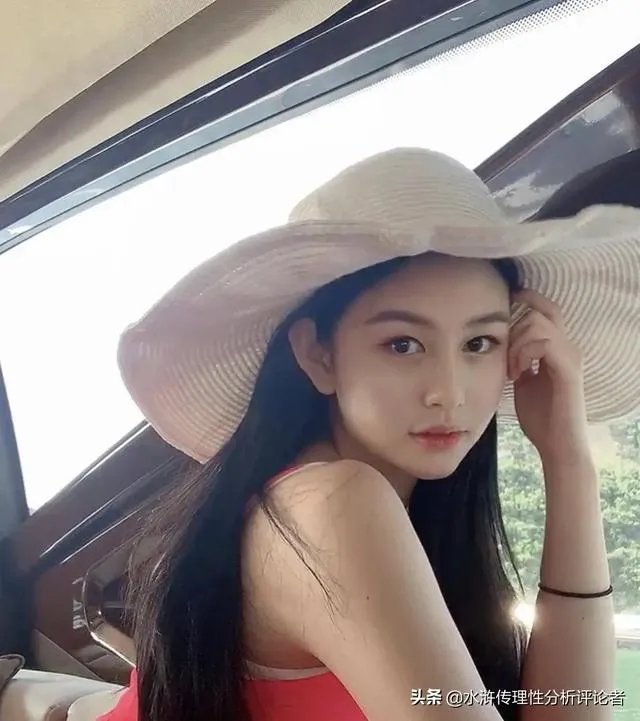 朋友瞒着我叫我女朋友出去KTV玩是什么意思？