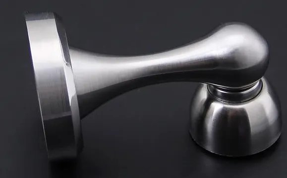 门碰和门吸的区别有哪些