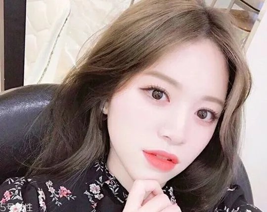 2022最流行的短发发型女图片 2022年春夏流行发型推荐