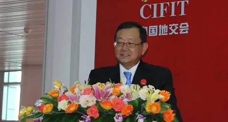 邱复生的人物简介