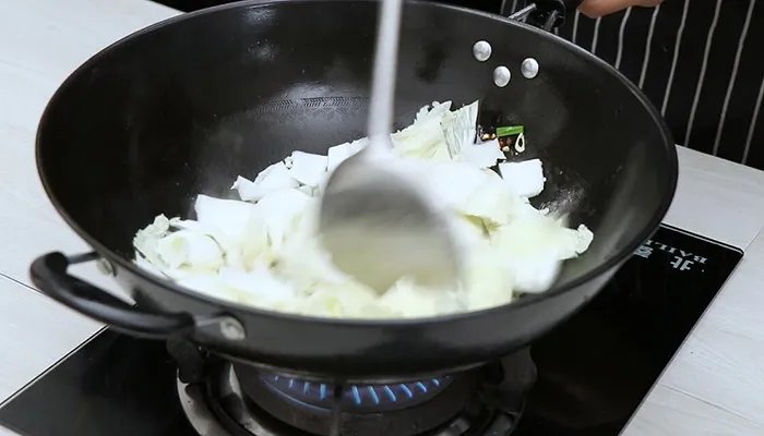 糖醋白菜的正宗做法 糖醋白菜怎么做好吃