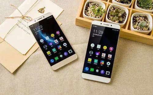 2000左右的手机哪款好2017  两千左右的手机排行榜