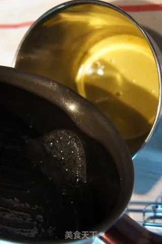 【我的烘培时间】新年快乐，龙年快乐，2012幸福快乐---新年蛋糕