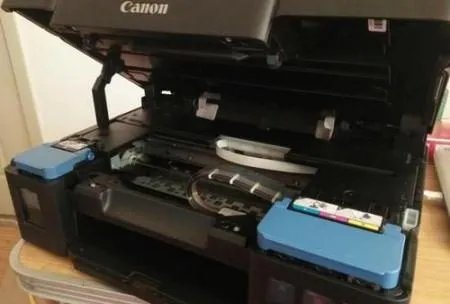 佳能客服电话是什么？