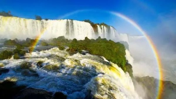 伊瓜苏瀑布到底是怎么来的？