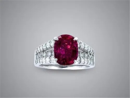 泰国红宝石戒指价格多少 现在流行哪种宝石戒指