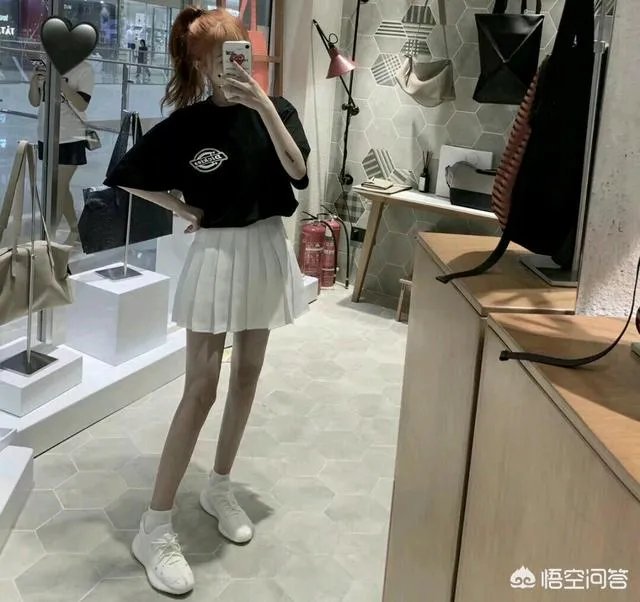 今年最流行什么样的鞋子？