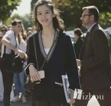 周扬青整容前就跟罗志祥在一起,明星只是整牙？