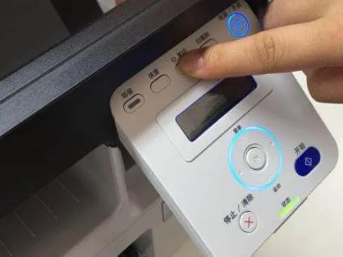 多功能打印机怎样使用呢？