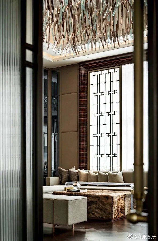 高清全案图片在天津天房光合谷展售中心的设计中，设计师用当...