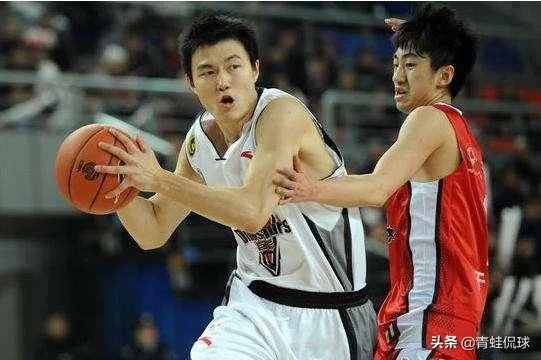 当年辽宁重点培养刘书楠,贺天举都是他替补,但为何刘书楠选择离开辽宁,如今无球可打?