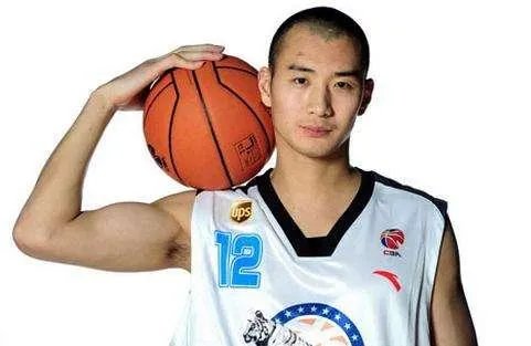 薛玉洋多少岁进的nba