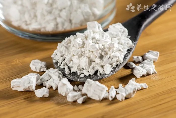 洋甘菊纯露有什么作用？洋甘菊纯露补水吗