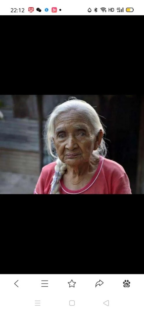 女孩子说年年岁岁花相似岁岁年年人不同是什么意思?