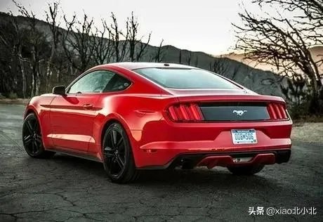 F1赛车和超级跑车，哪个更快？为什么？