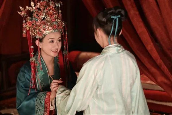 “帘卷西风,人比黄花瘦”,李清照经历了怎样心酸的人生才写出这种词句?