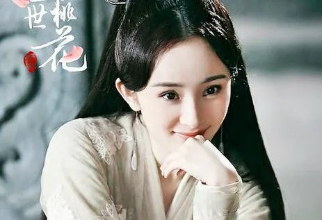 杨幂和卓亨瑜谁长得比较好看?