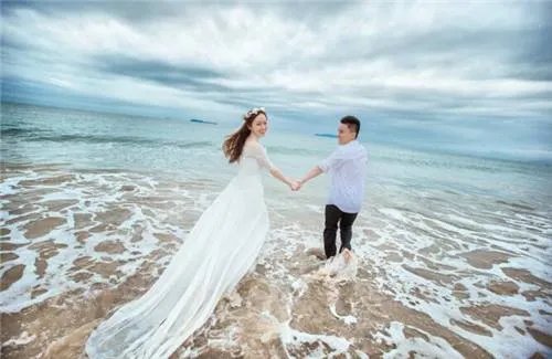 去哪里拍婚纱照好 不同季节拍婚纱照的地点推荐