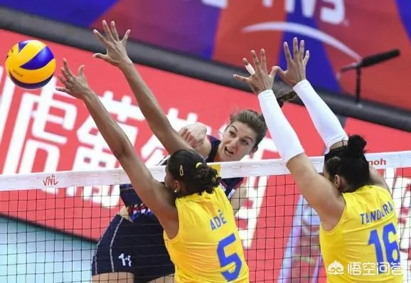 巴西女排3-0胜荷兰女排,你觉得下一场比赛中国女排能战胜她们吗?