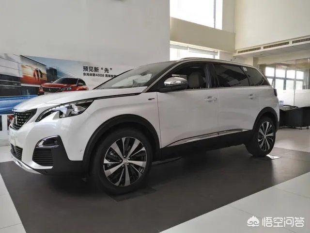 东风标志4008和5008售价相当,二者谁好些?