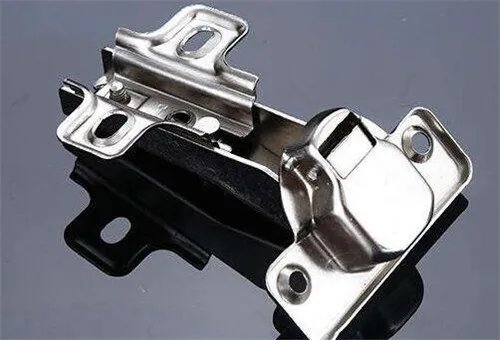 厨房五金的选购  厨房五金如何保养