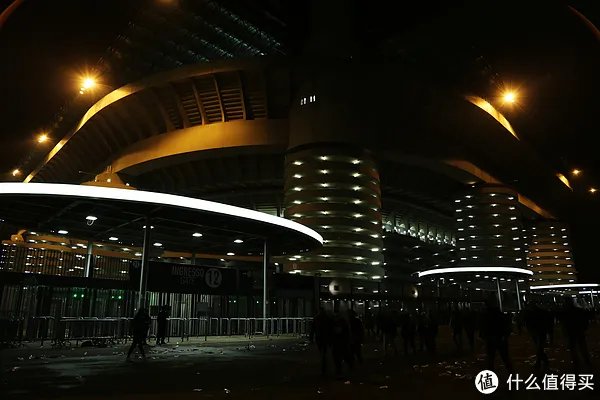 关于意大利旅行的那些事 篇二:AC米兰vs尤文图斯