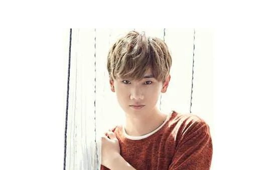 汪苏泷靳梦佳真实关系是亲戚吗？