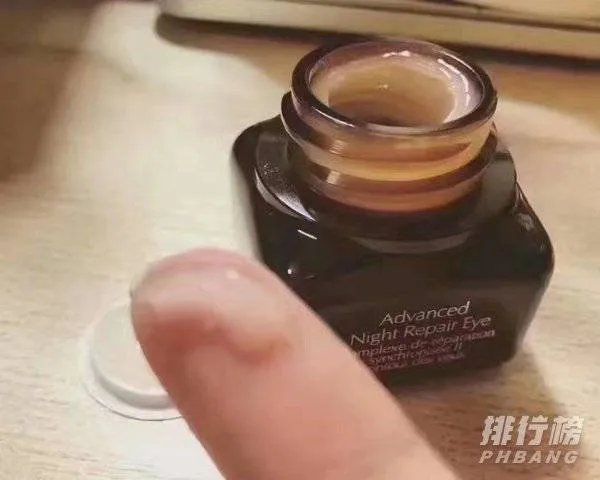 雅诗兰黛眼霜和资生堂眼霜哪个好_雅诗兰黛眼霜和资生堂眼霜对比测评