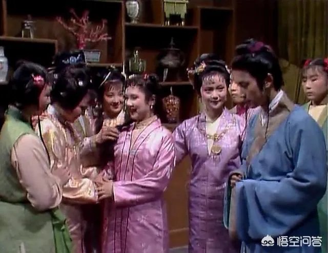 贾母不是爱漂亮女孩子吗?可为何不待见邢岫烟?