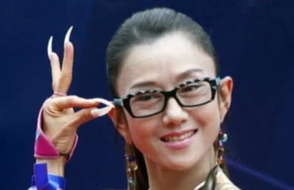 杨丽萍回复网友争议,如何看待她的回应?