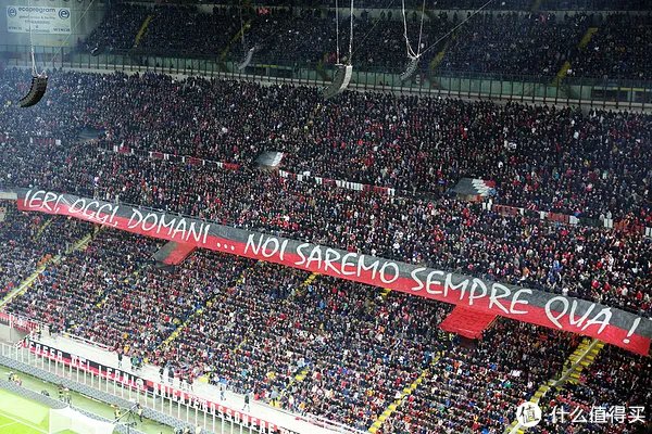 关于意大利旅行的那些事 篇二:AC米兰vs尤文图斯
