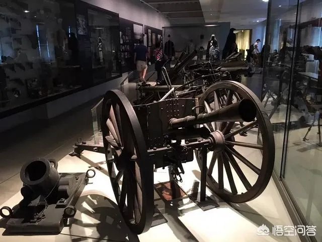 刘易斯机枪采用的什么原理,是水冷原理吗?