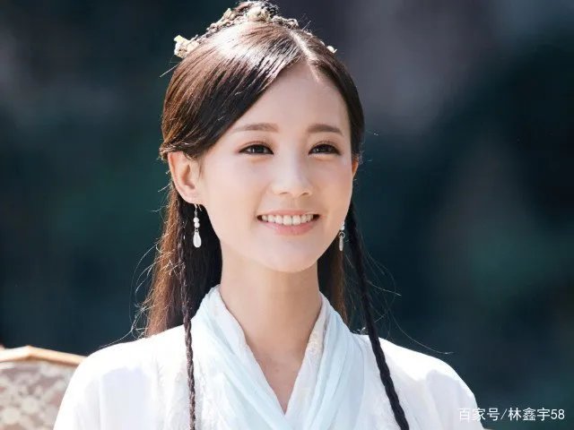 杨洋和李一桐在综艺中关系很好,两人有什么交集?