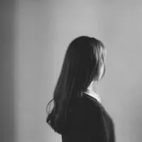 网抑云伤感头像大全