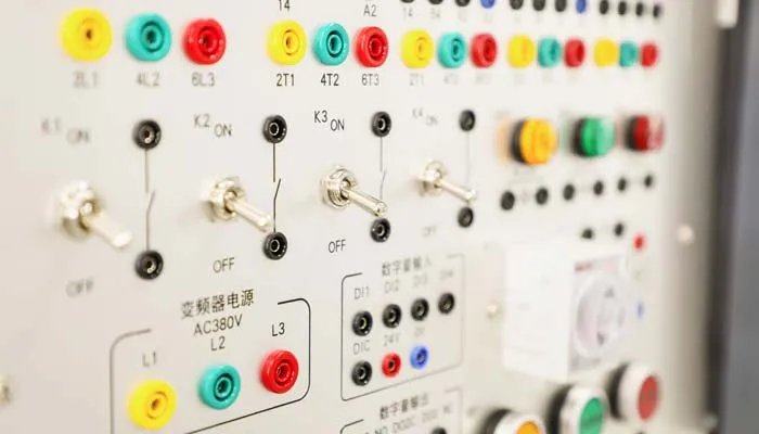 数字式万用表使用方法是什么 数字式万用表使用方法