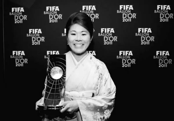 泽穗希的个人简介