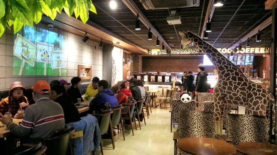 咖啡店装修设计怎么才能吸引人 其实很简单