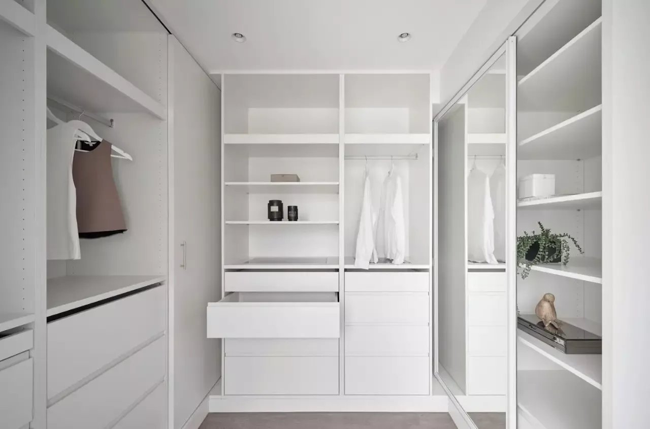 拒绝乱室佳人,只差一个体面的衣柜。