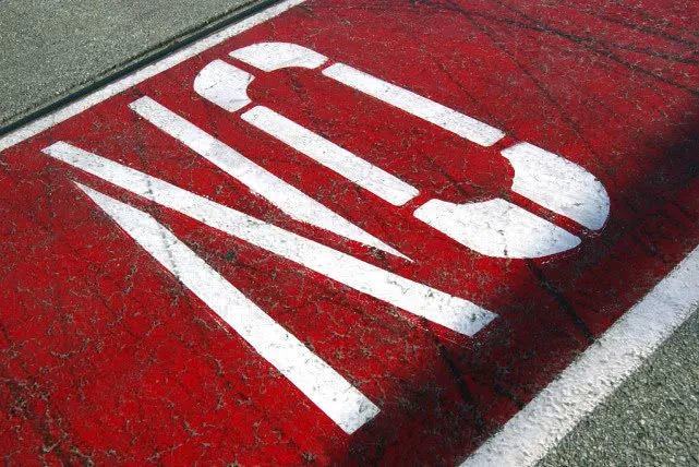 乐图美居：低价劣质墙布你敢买？危害太大了！！