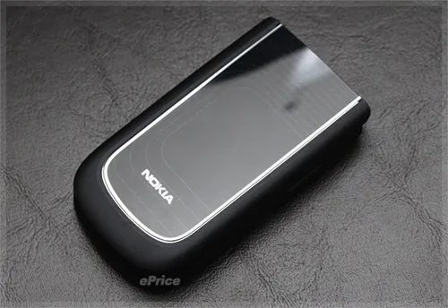 三色美型翻盖手机 诺基亚3710 fold评测