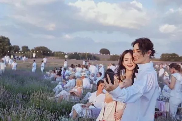 张庭和林瑞阳的婚姻让人羡慕，圈内除了他们还有其他的吗？