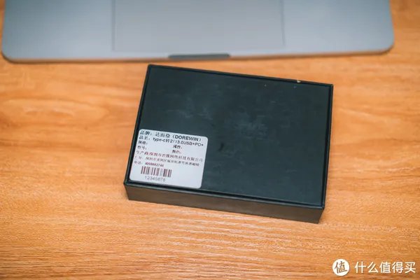 劝退文章,50多块的扩展坞不敢买,“达而稳”扩展坞评测