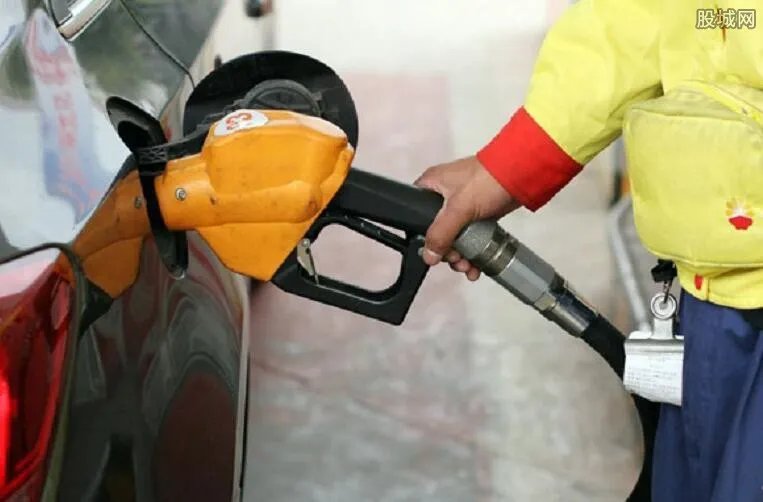 现在油价多少钱一升 95号汽油价格多少