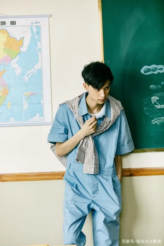 秦霄贤曾被黑粉打电话骂,黑粉是怎样知道秦霄贤手机号的?