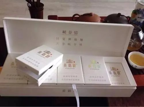 黄鹤楼烟有多少个品种图片市场价格