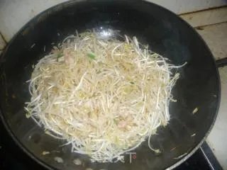 豆芽炒肉