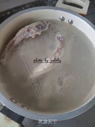 怎么做白斩鸡嫩滑多汁？