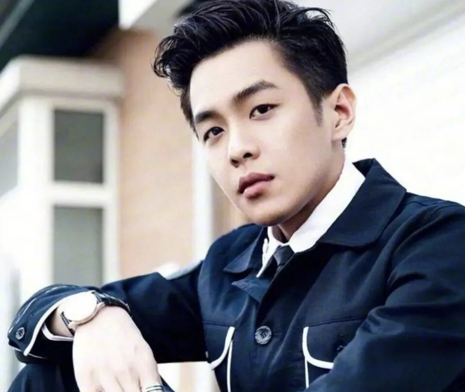 张若昀起诉父亲张健，这是怎么一回事？