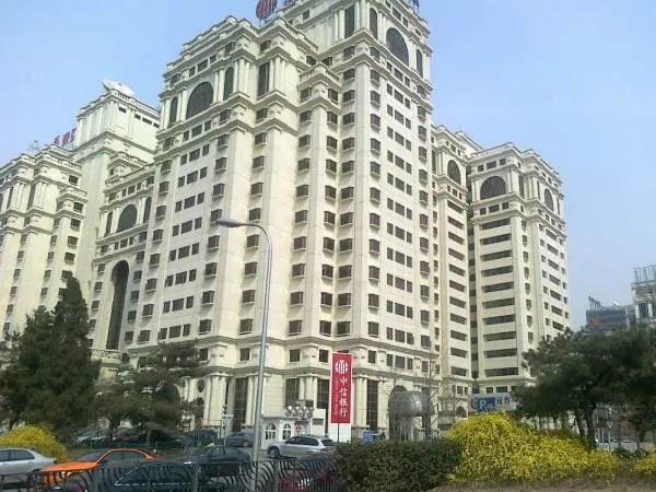 北京富华大厦的介绍