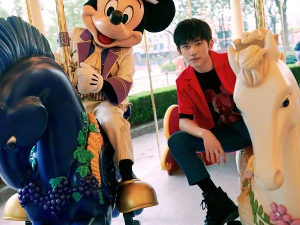 易烊千玺战损妆曝光,他在《长津湖》中饰演的是一个怎么的人物